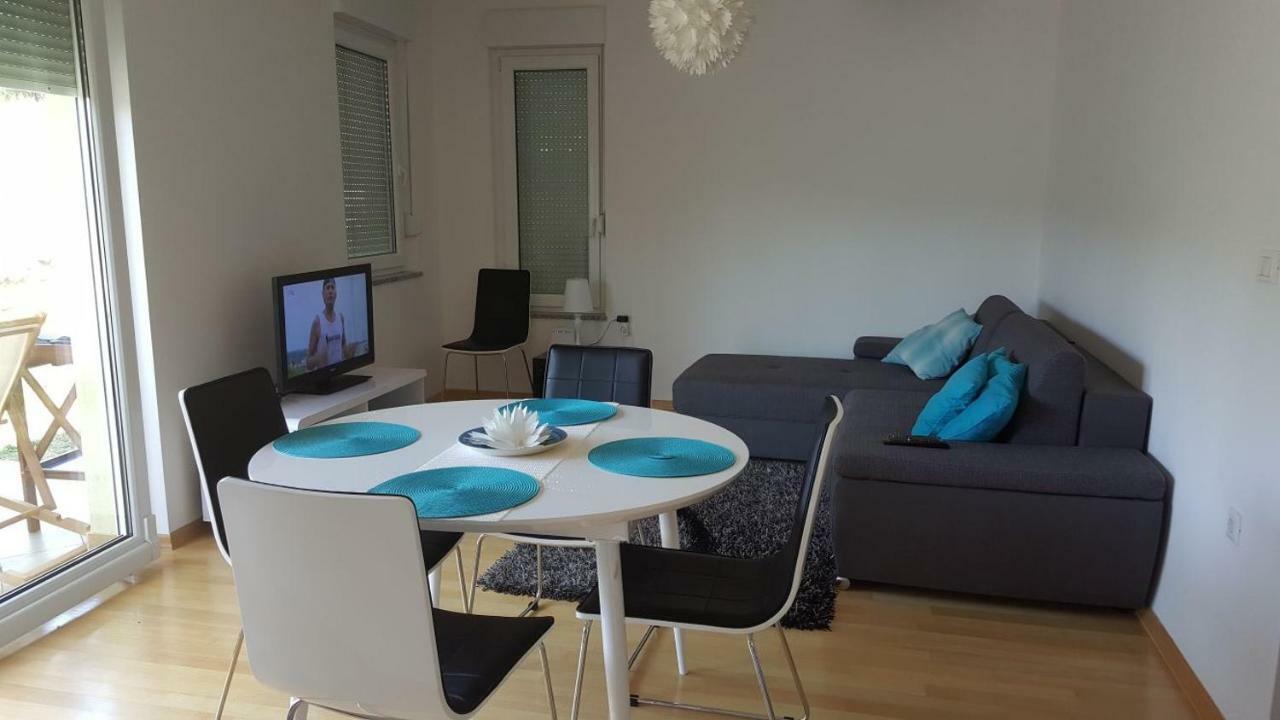 Apartment Koin Krk Town Exteriör bild