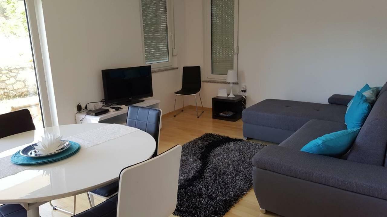 Apartment Koin Krk Town Exteriör bild