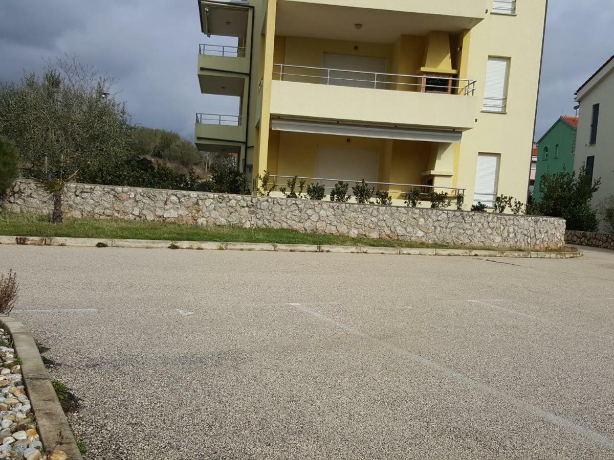 Apartment Koin Krk Town Exteriör bild